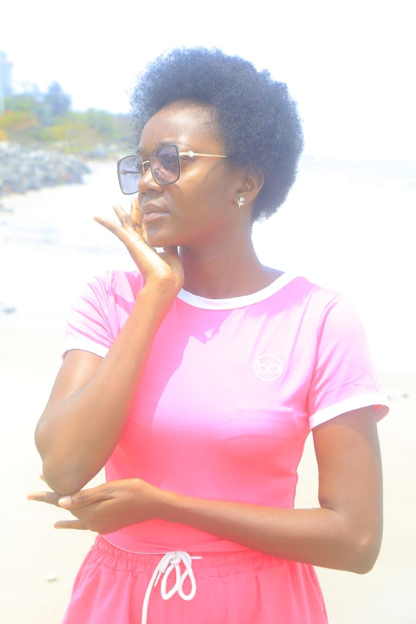Blanche-Victoire NOUNGUI MOUCKAMBI — portfolio 7